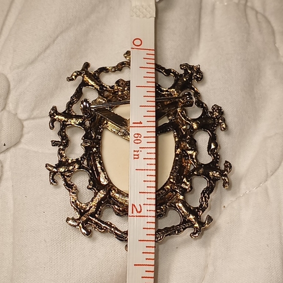 Black History Silhouette Gold Tone Black Cameo Pin Pandent Brooch - Picture 5 of 6